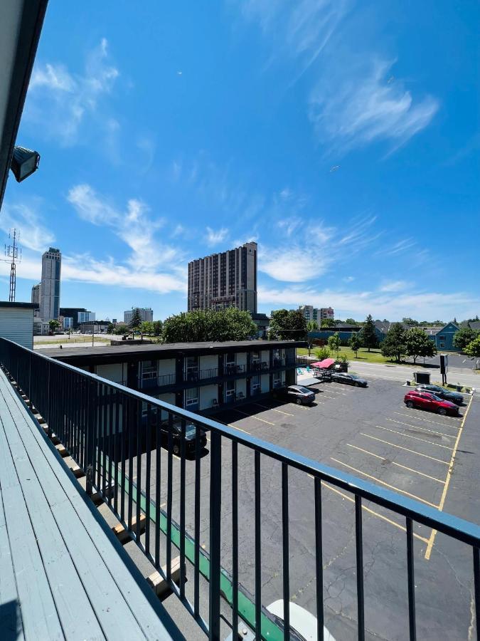 Motel Fairway By The Falls